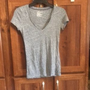 American Eagle grey shirt.